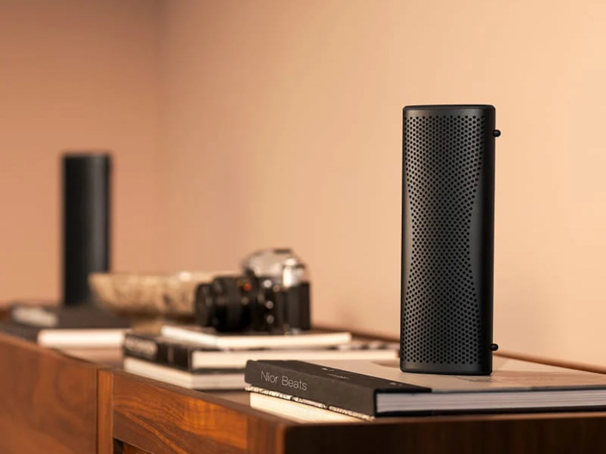 Kef Muo Midnight Black lifestyle