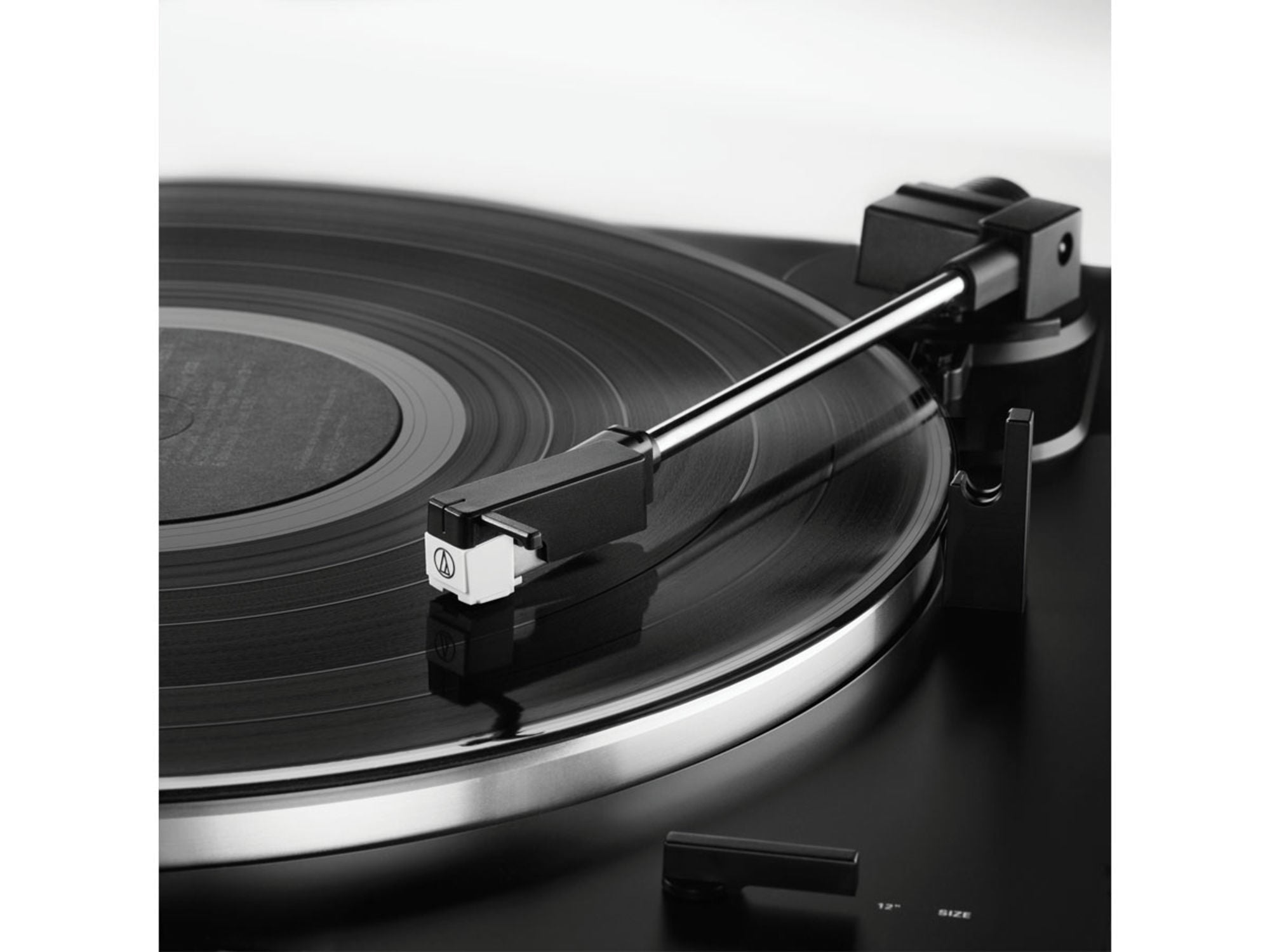 AUDIO TECHNICA AT-LP60XBT Black detail