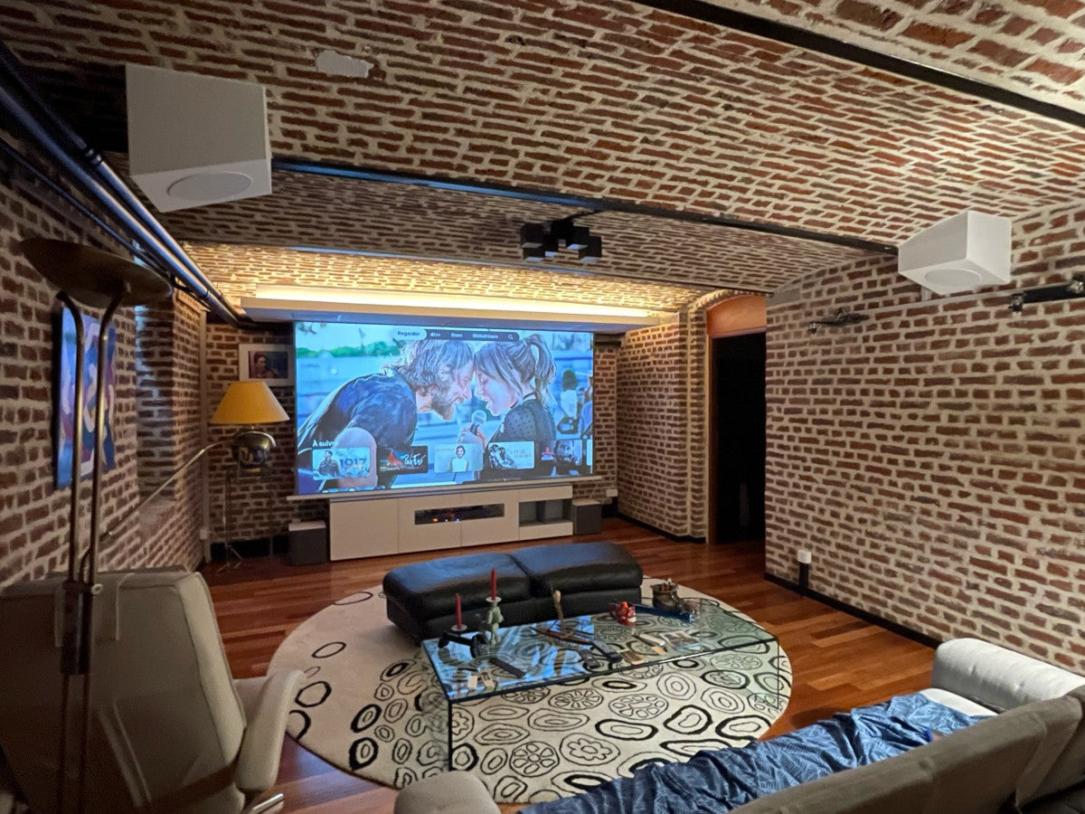 AV Concept Products CeilingScreen Tensioned X (BlackDrop 10cm) - Infinity+ (Sortie de toile à l'arrière)