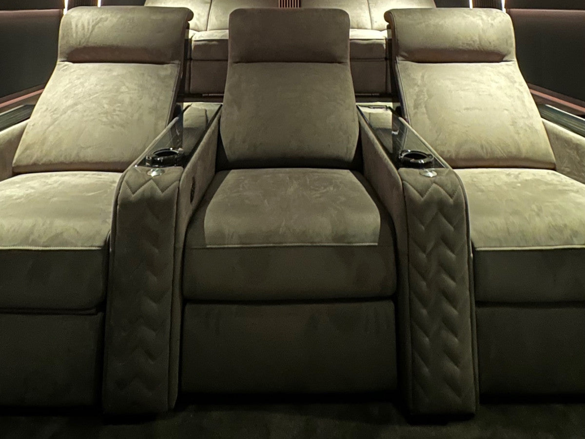 AV Concept Products - Mandalay / Fauteuil motorisé en Cuir (Finition lisse ou suede) - Triple motorisation (jambes, dos, nuque) - Porte gobelet réfrigéré - Massage - Retroéclairage or