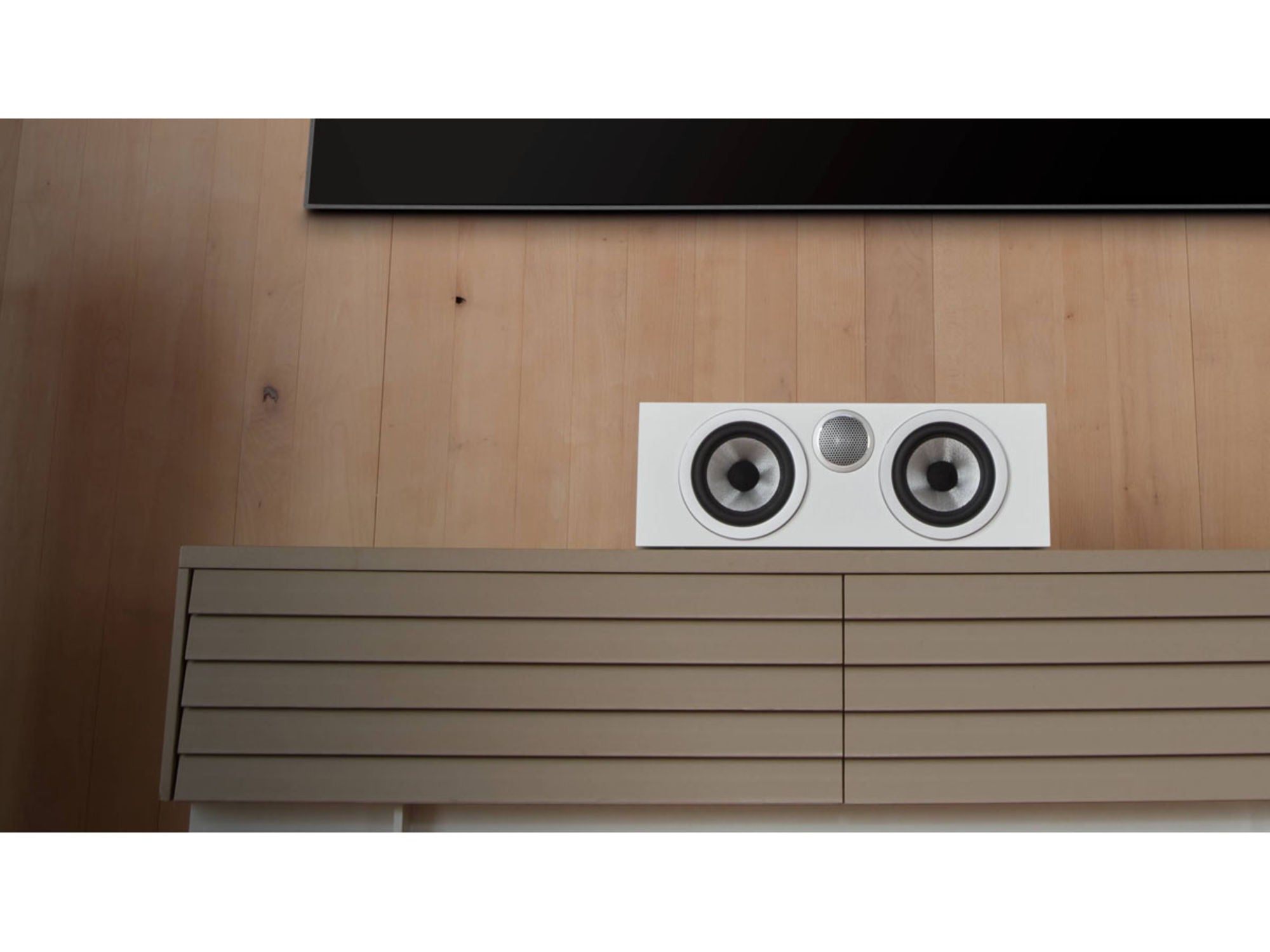 Bowers & Wilkins HTM72 S3 White lifestyle