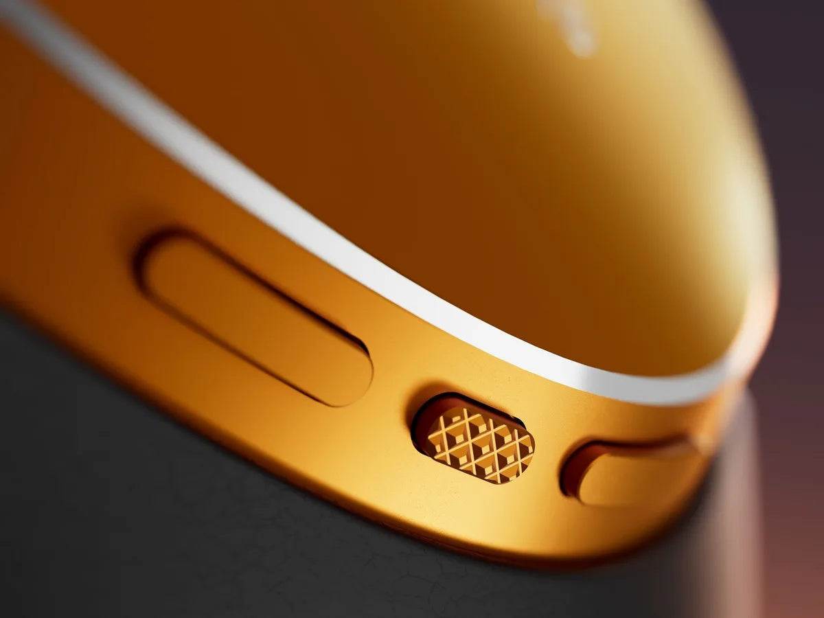 Bowers & Wilkins PX8 S2