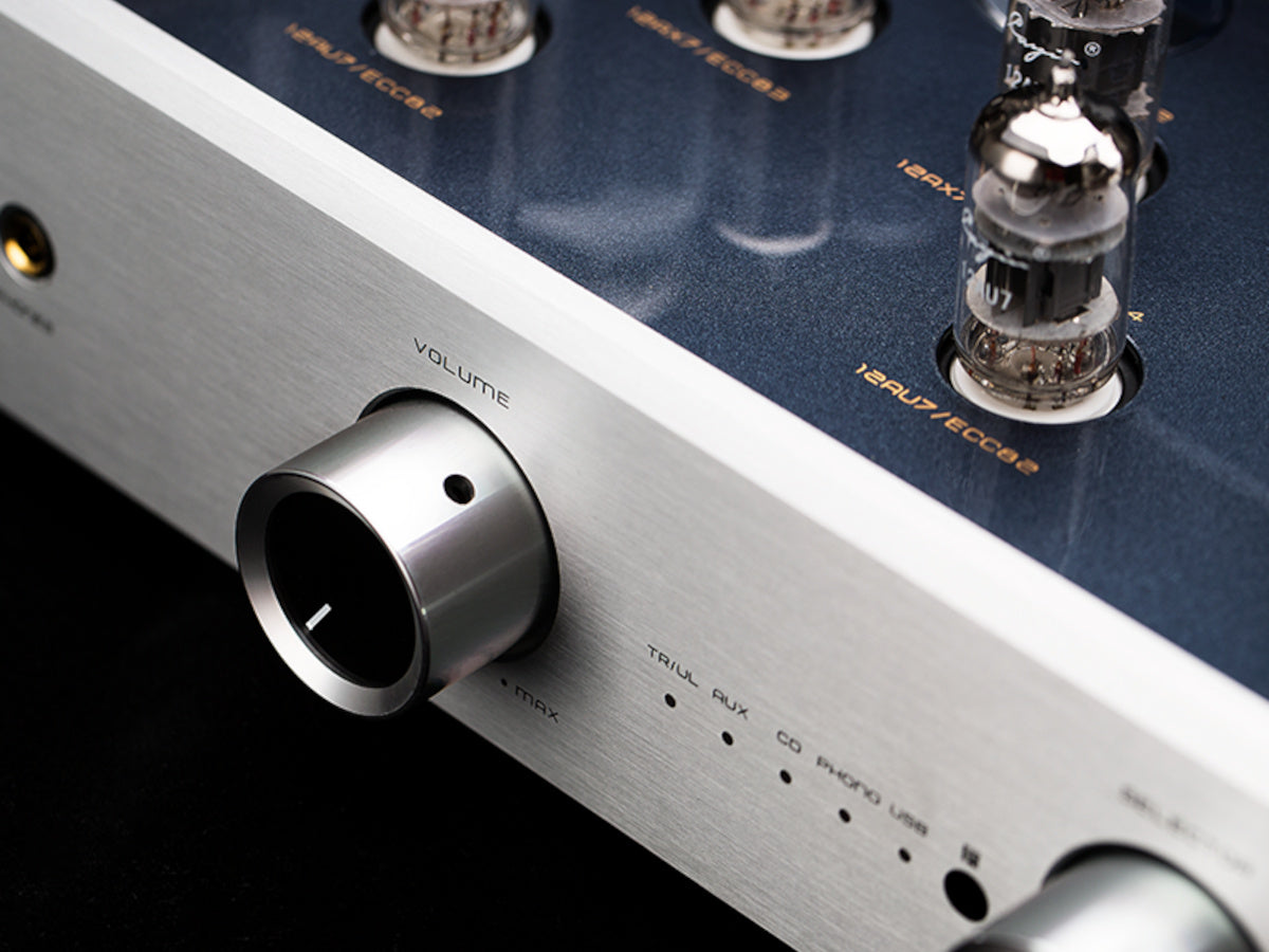 CAYIN CS-55A KT88 Silver detail face avant