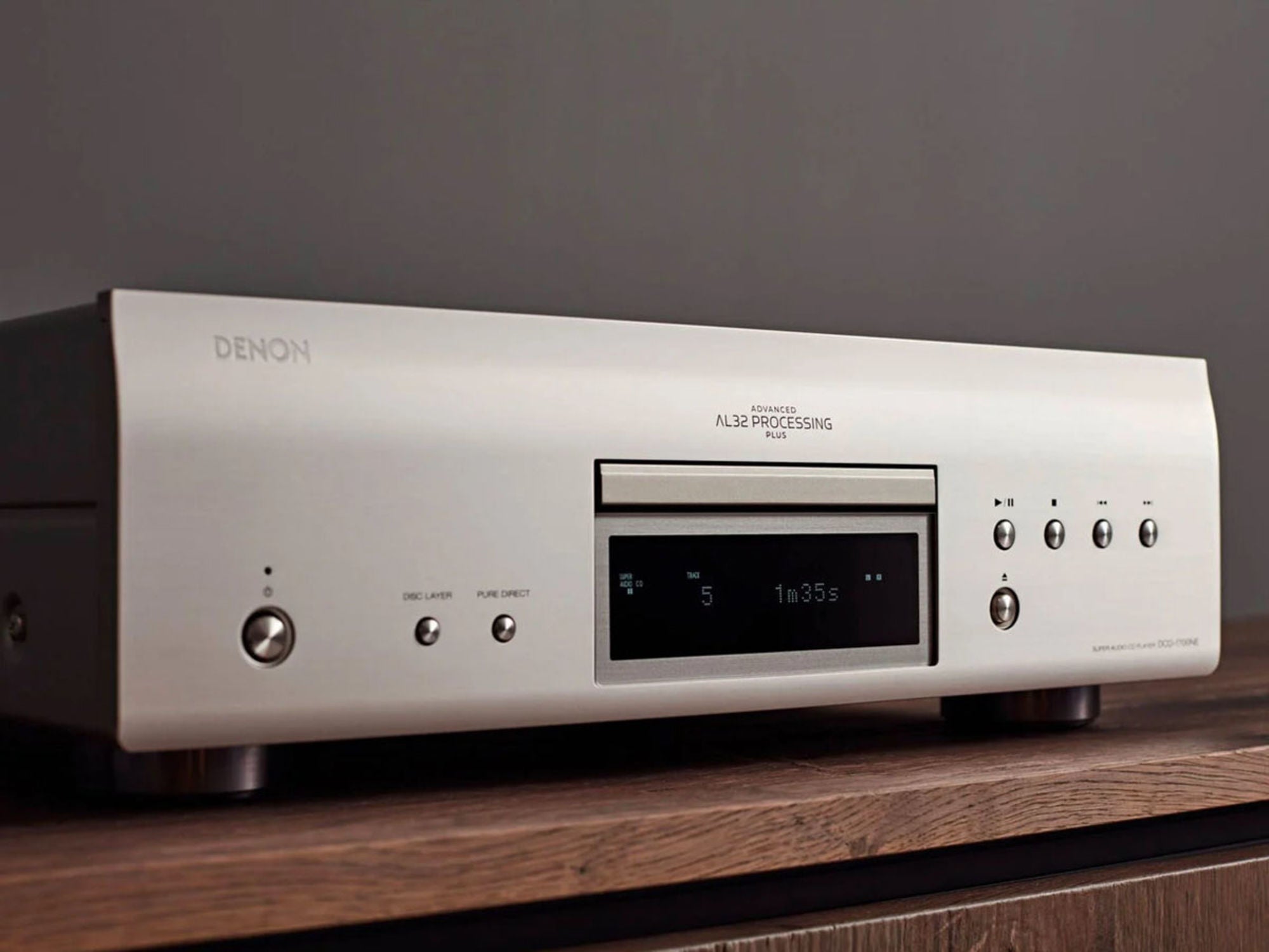 DENON DCD-1700NE Silver lifestyle