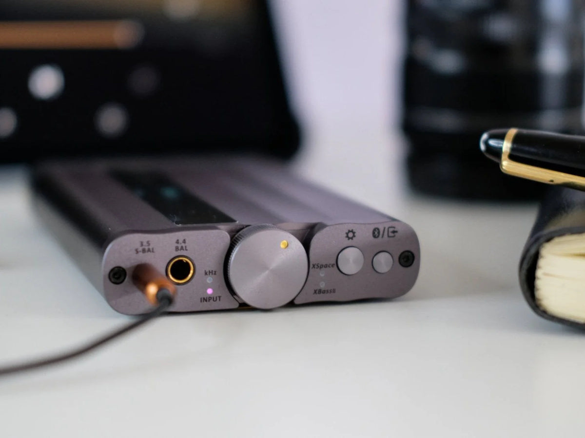 iFi Audio GRYPHON (lifestyle)
