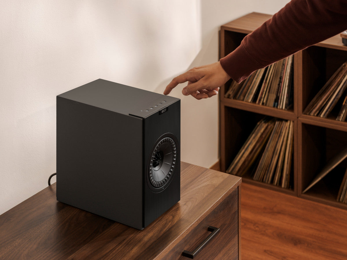 KEF CODA W