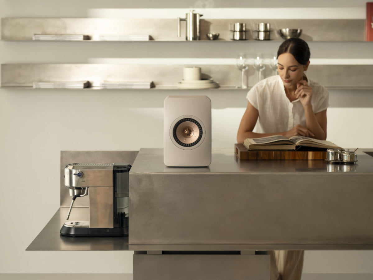 KEF LS50 Wireless 2 Beige Sable + TECHNICS SL-1500C Noir