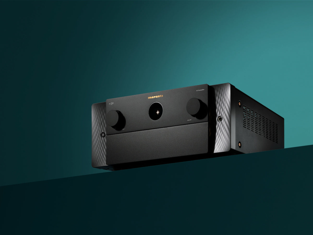MARANTZ AV 30 Noir lifestyle 3