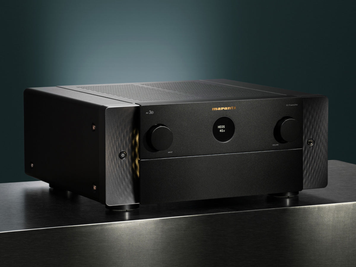 Marantz AV20 noir lifestyle
