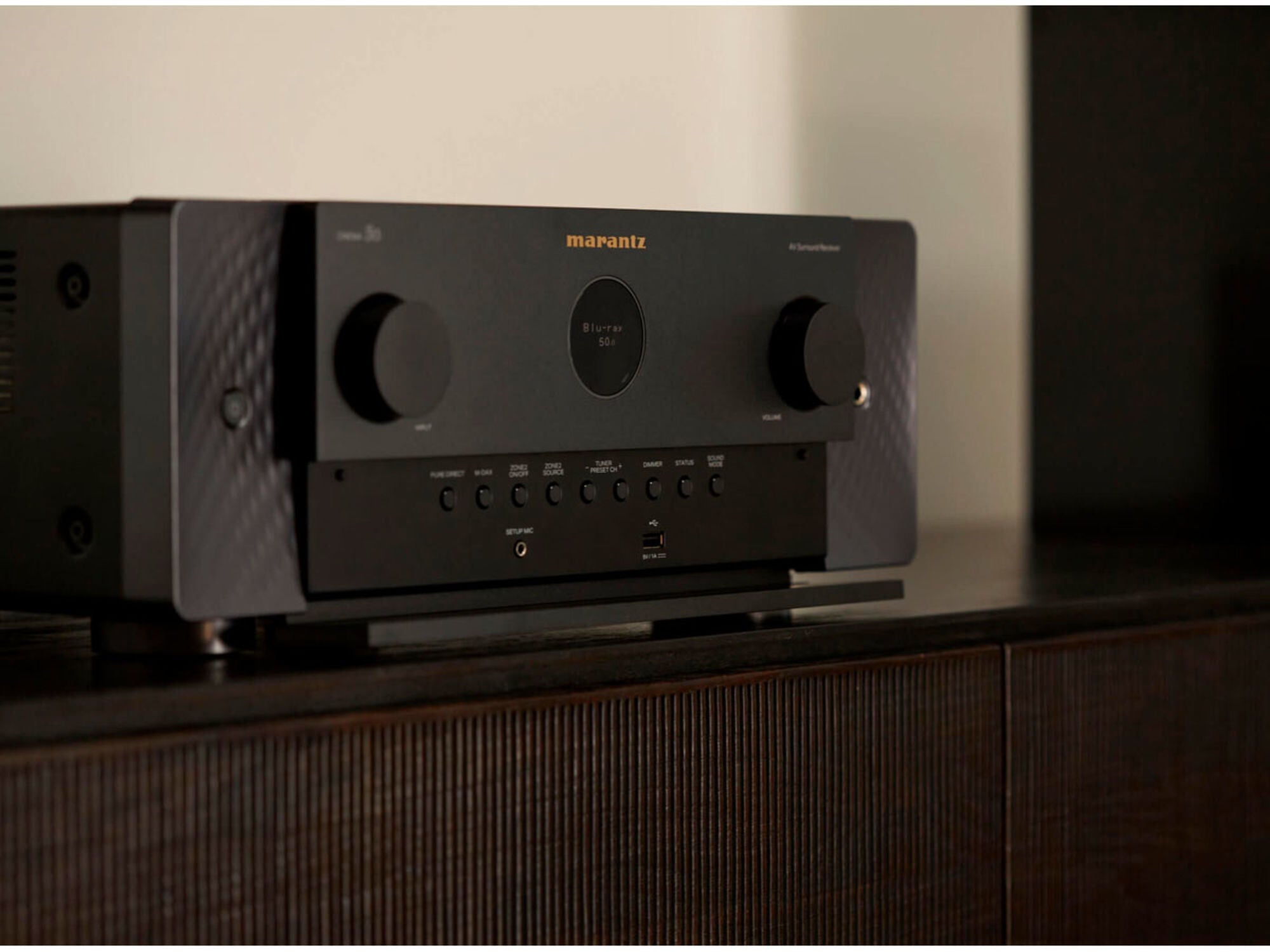 MARANTZ CINEMA 50 Black lifestyle