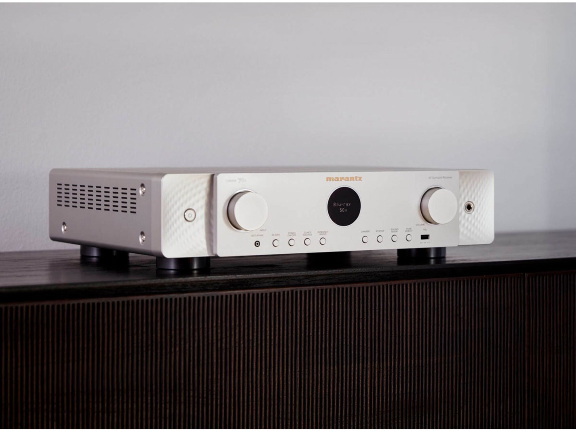MARANTZ CINEMA 70S Silver Premium lifestye