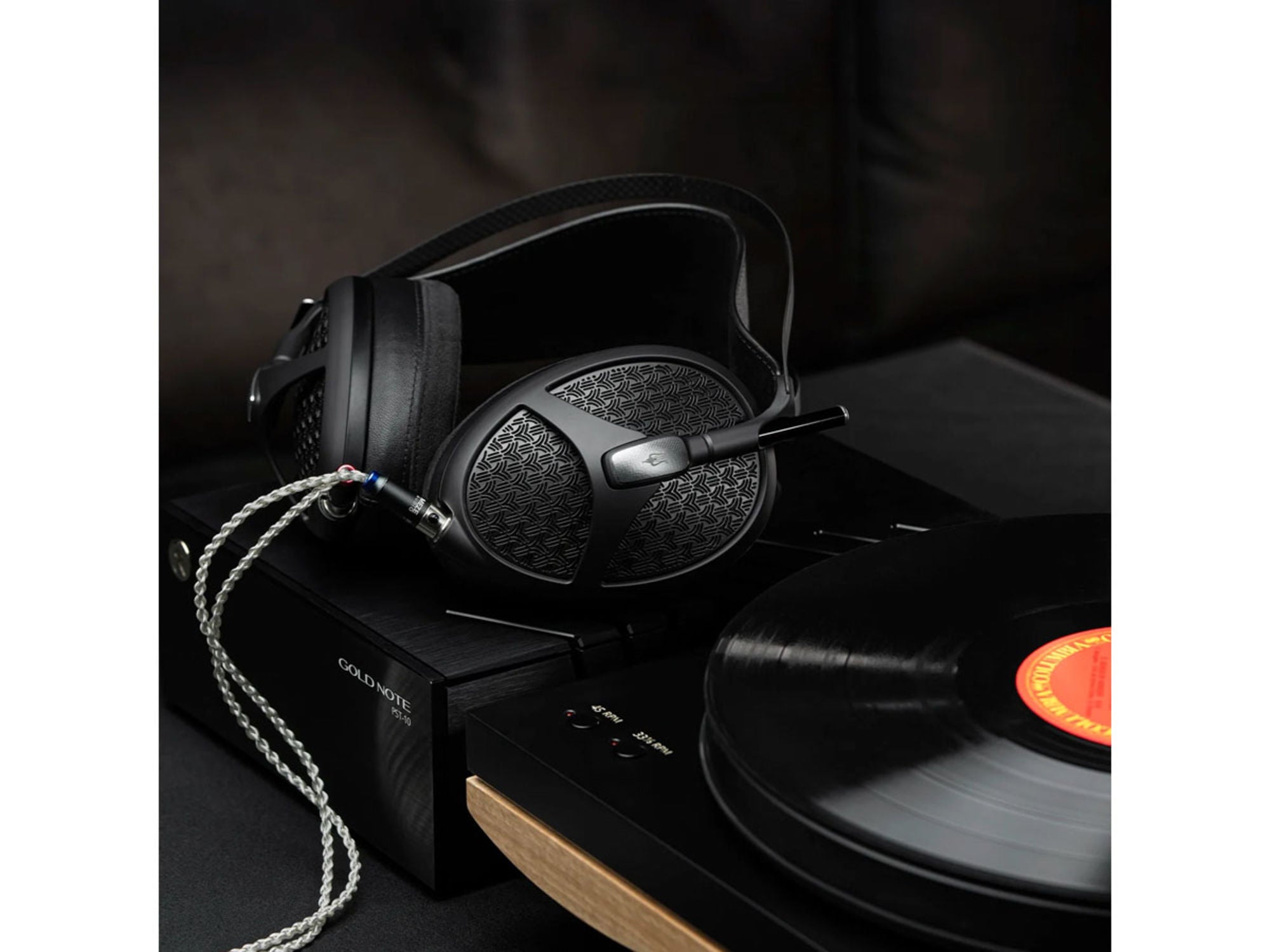 MEZE Empyrean II + Manta Noir