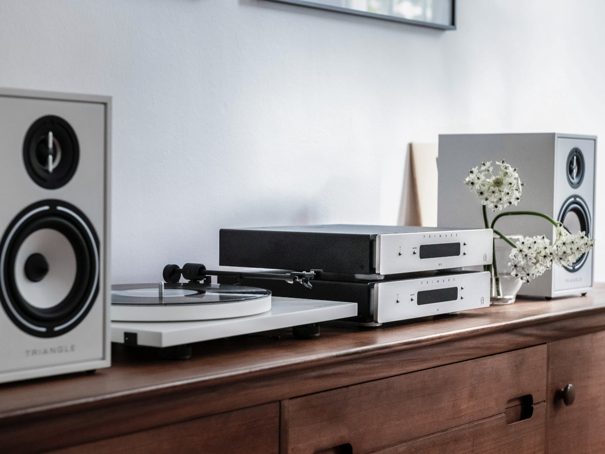 Primare SC15 Prisma MKII Silver lifestyle 2