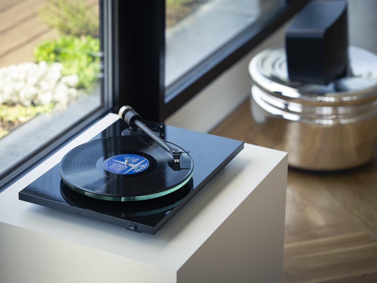 PROJECT T2 NOIR LAQUE 4