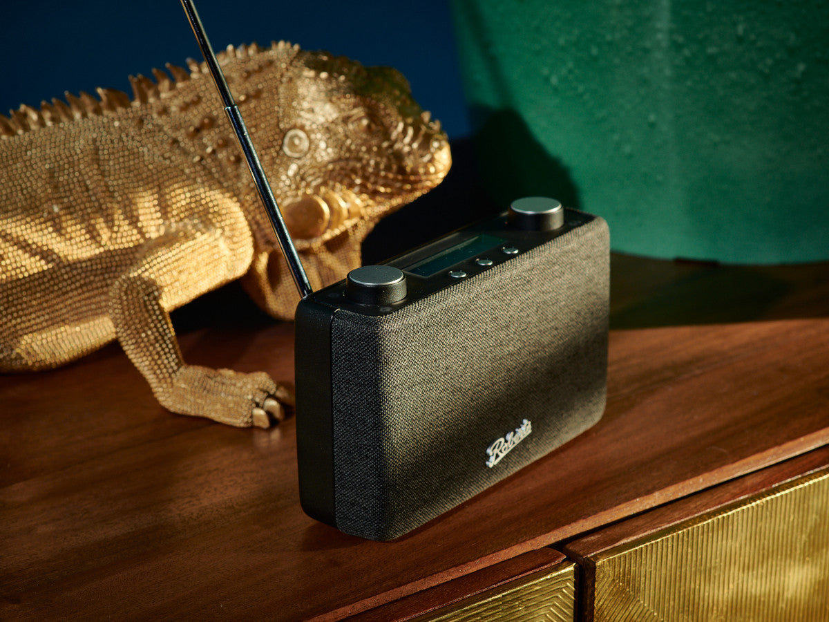 Roberts Play 11 Noir lifestyle 4