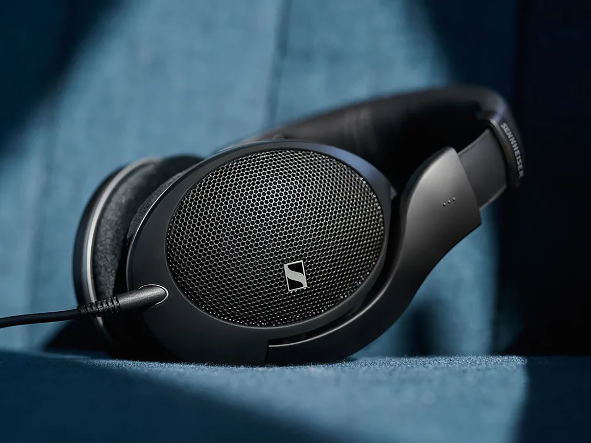 SENNHEISER HD 550