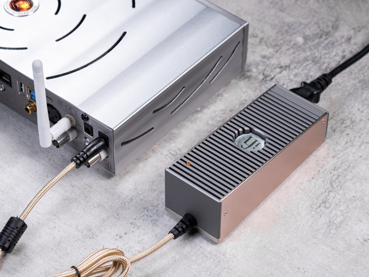 iFi Audio iPOWER Elite 15V