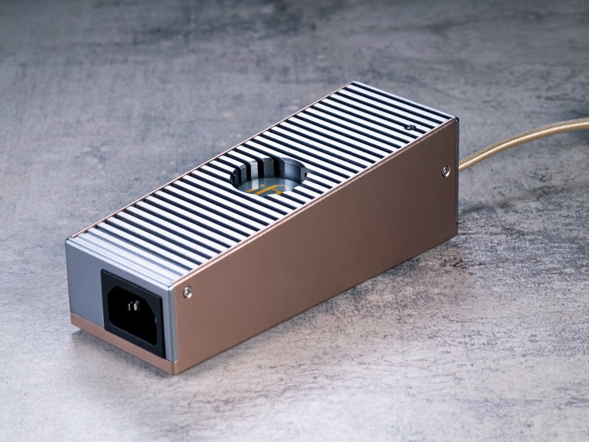 iFi Audio iPOWER Elite 15V