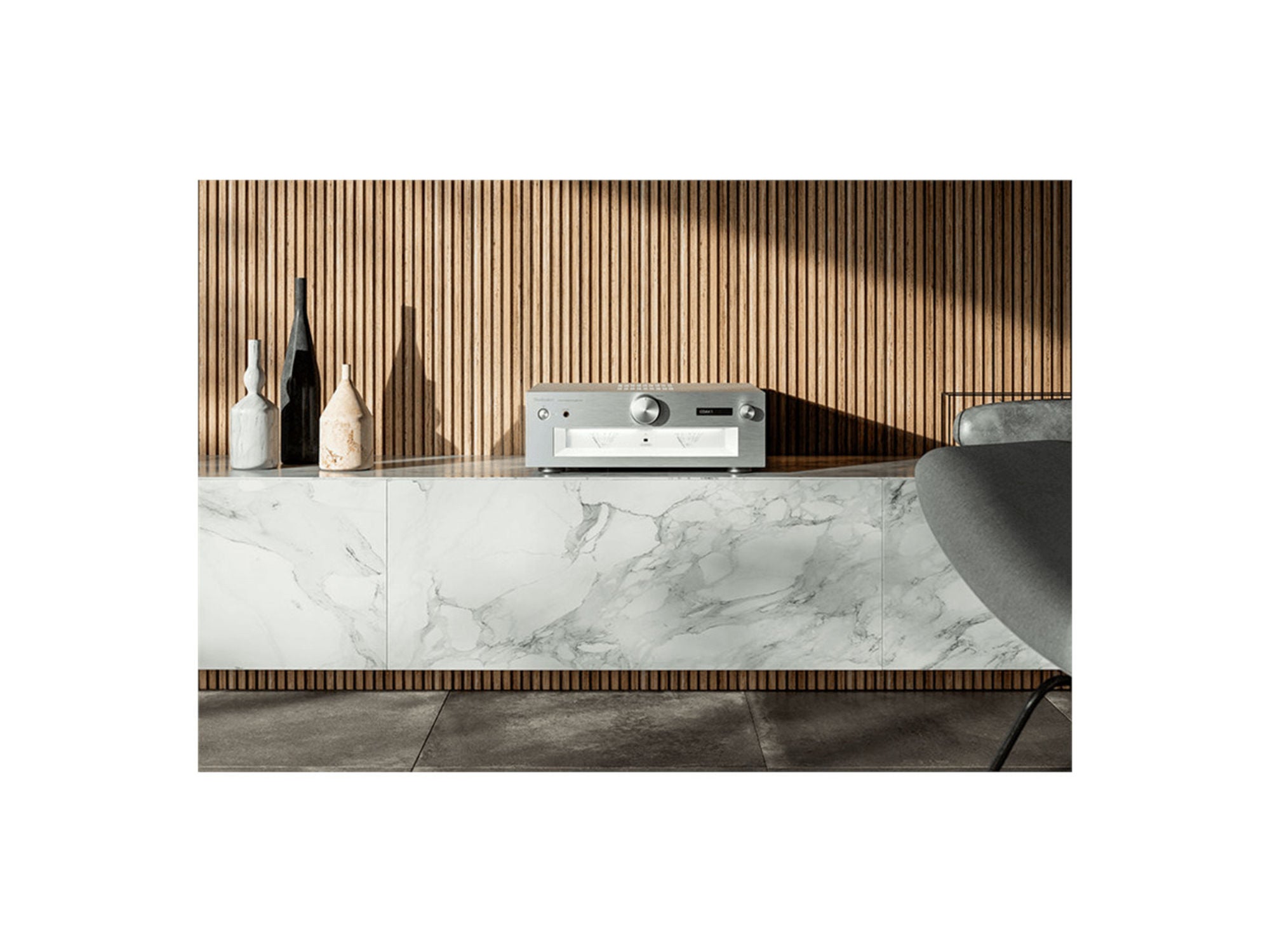 TECHNICS SU-G700M2E-K Silver lifestyle