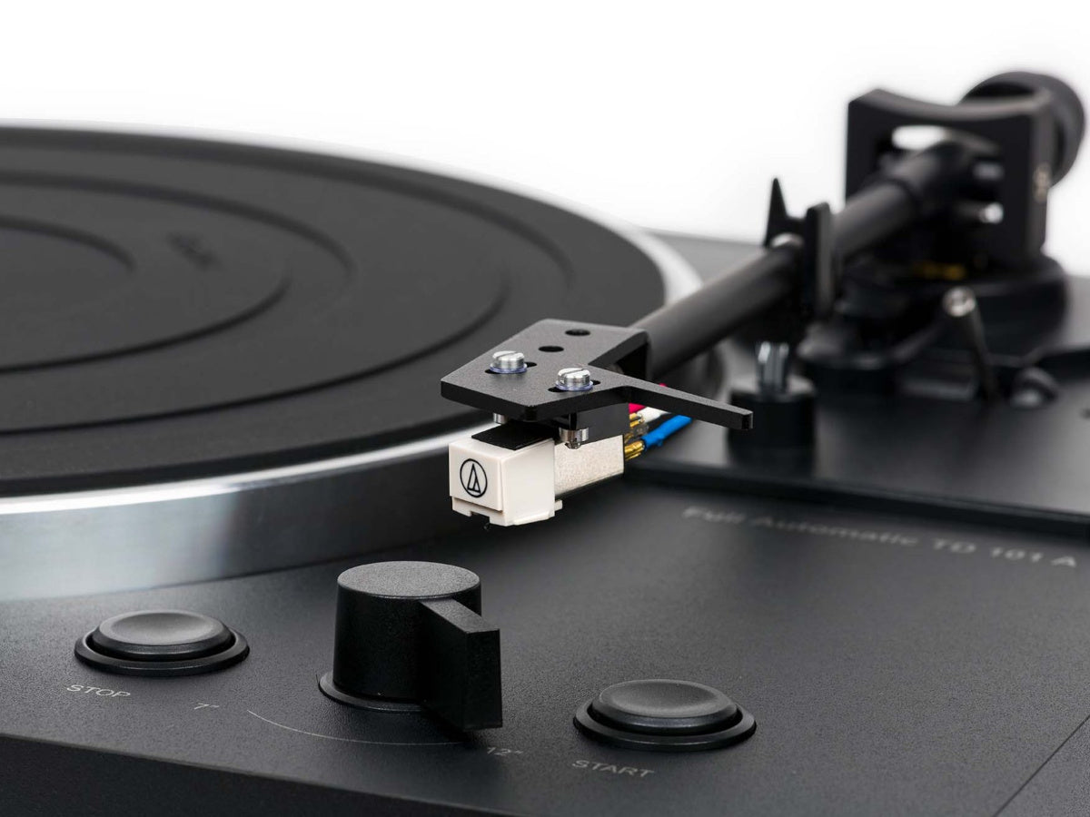 Thorens TD 101 A Noir (détail)