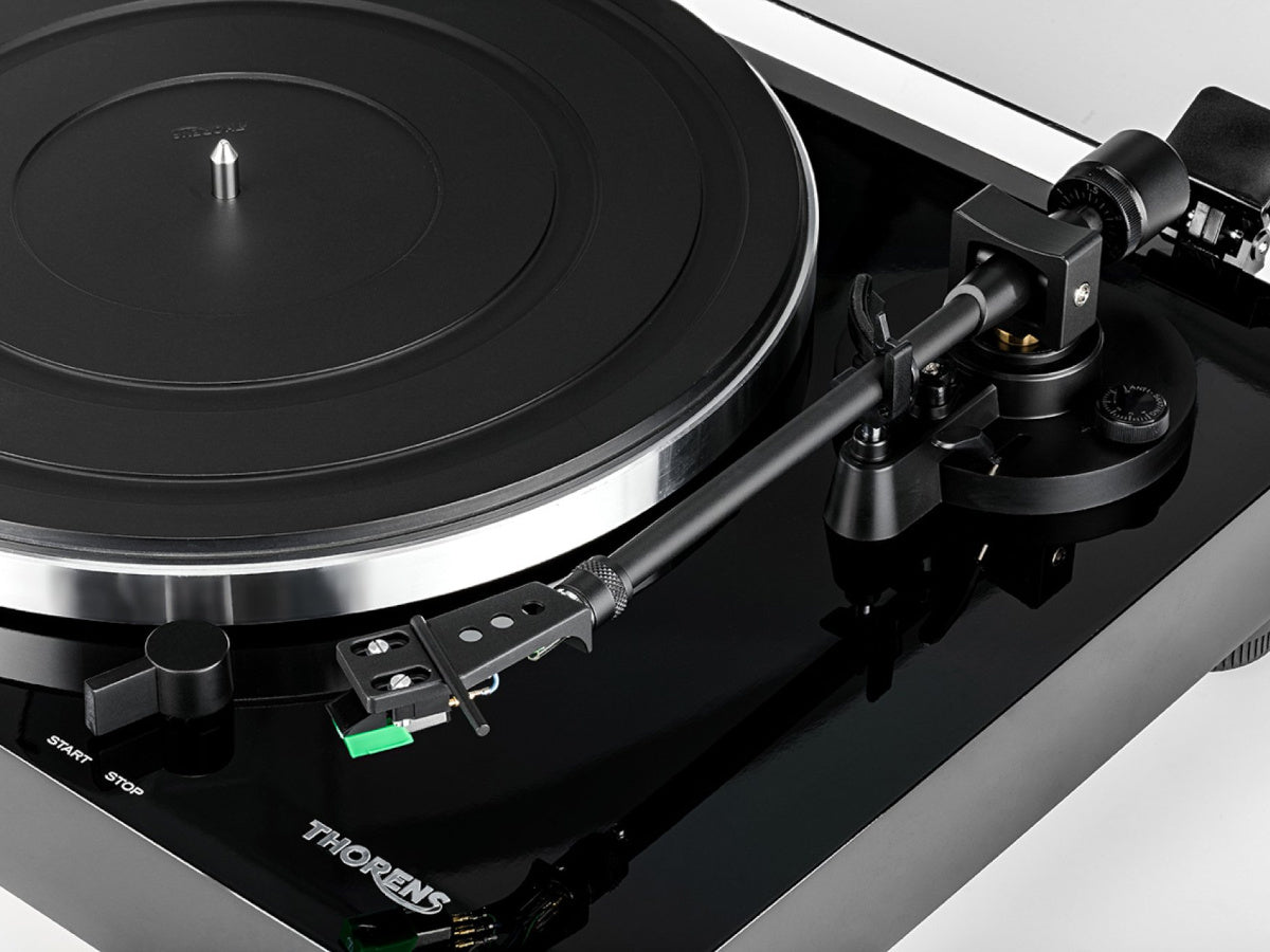 Thorens TD 202 Noir (détail)