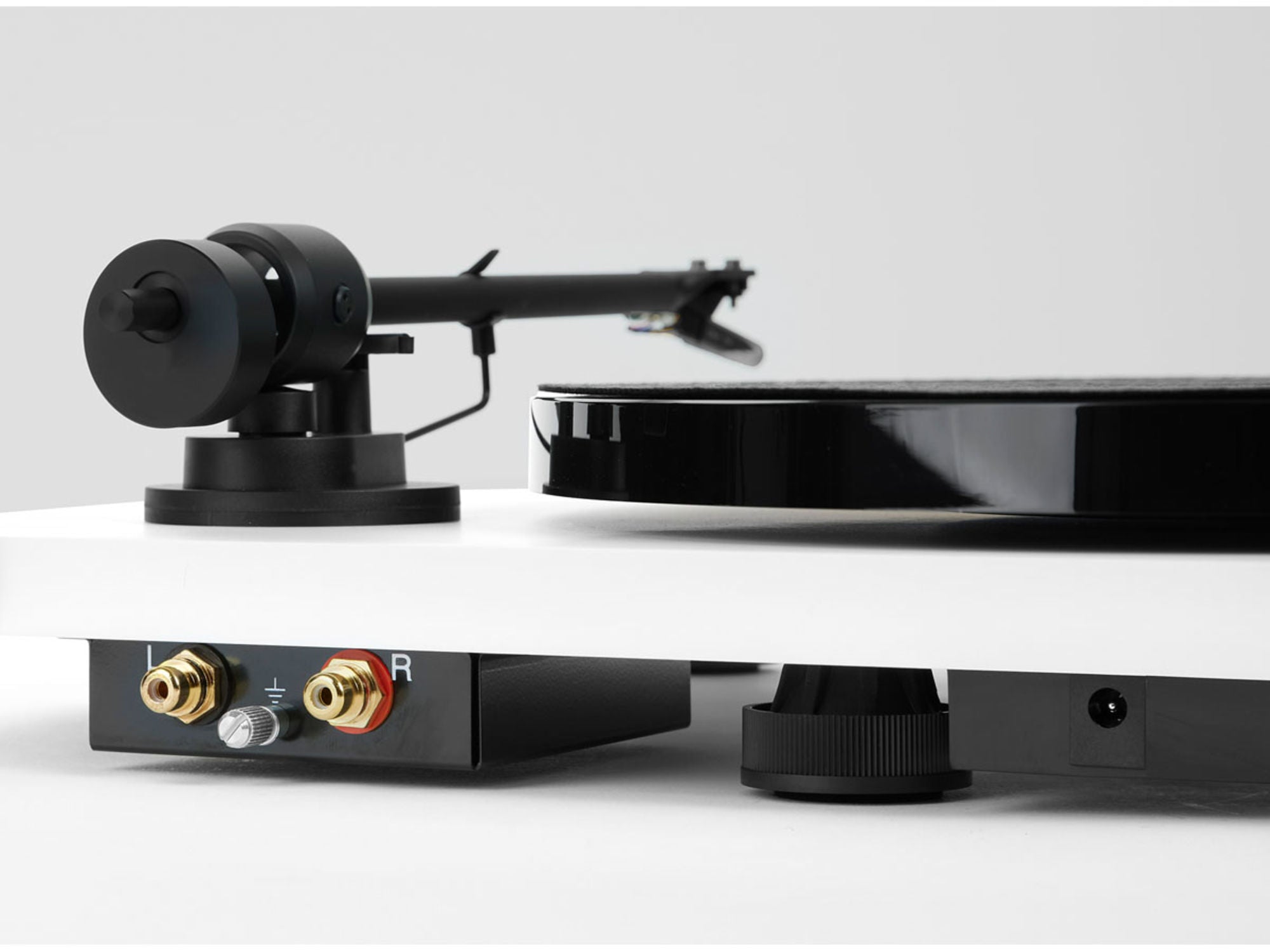 TRIANGLE Platine Vinyle Lunar 1 White connectique