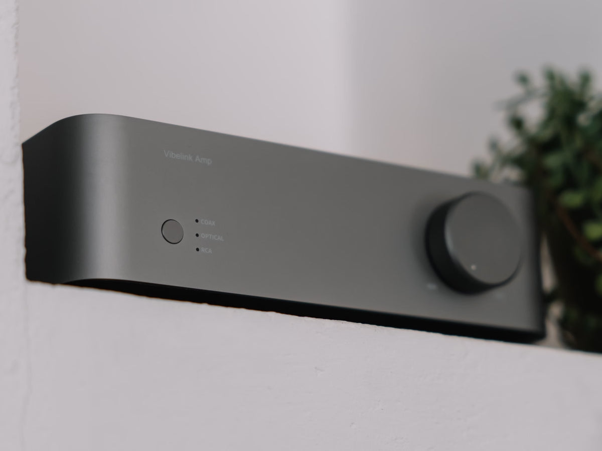 Wiim Vibelink Amp Space Grey lifestyle