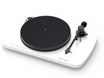 MUSICAL FIDELITY The Roundtable S White