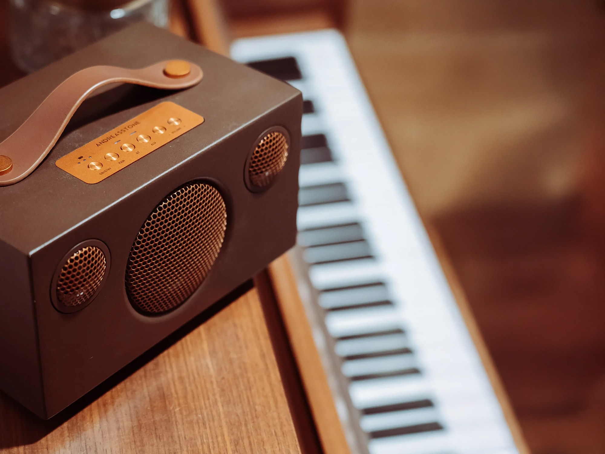 AUDIO PRO Addon T3+ Stone lifestyle