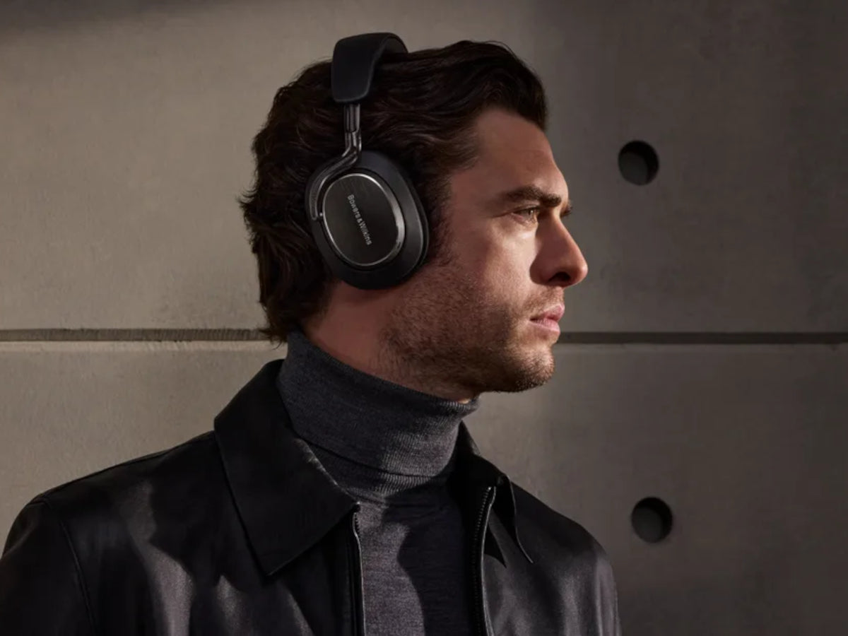 Bowers & Wilkins PX8 S2