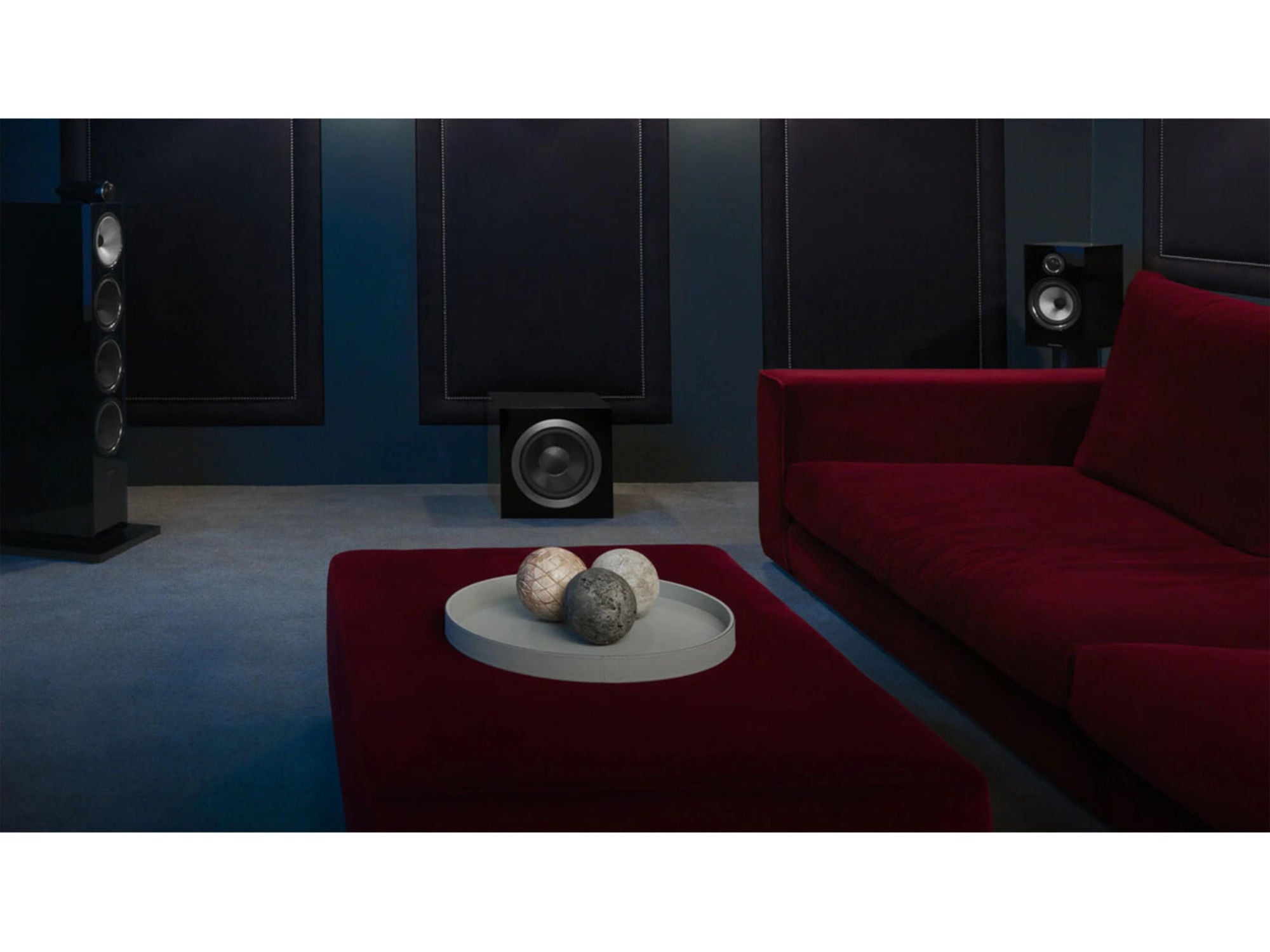 Bowers & Wilkins DB4S Black lifestyle