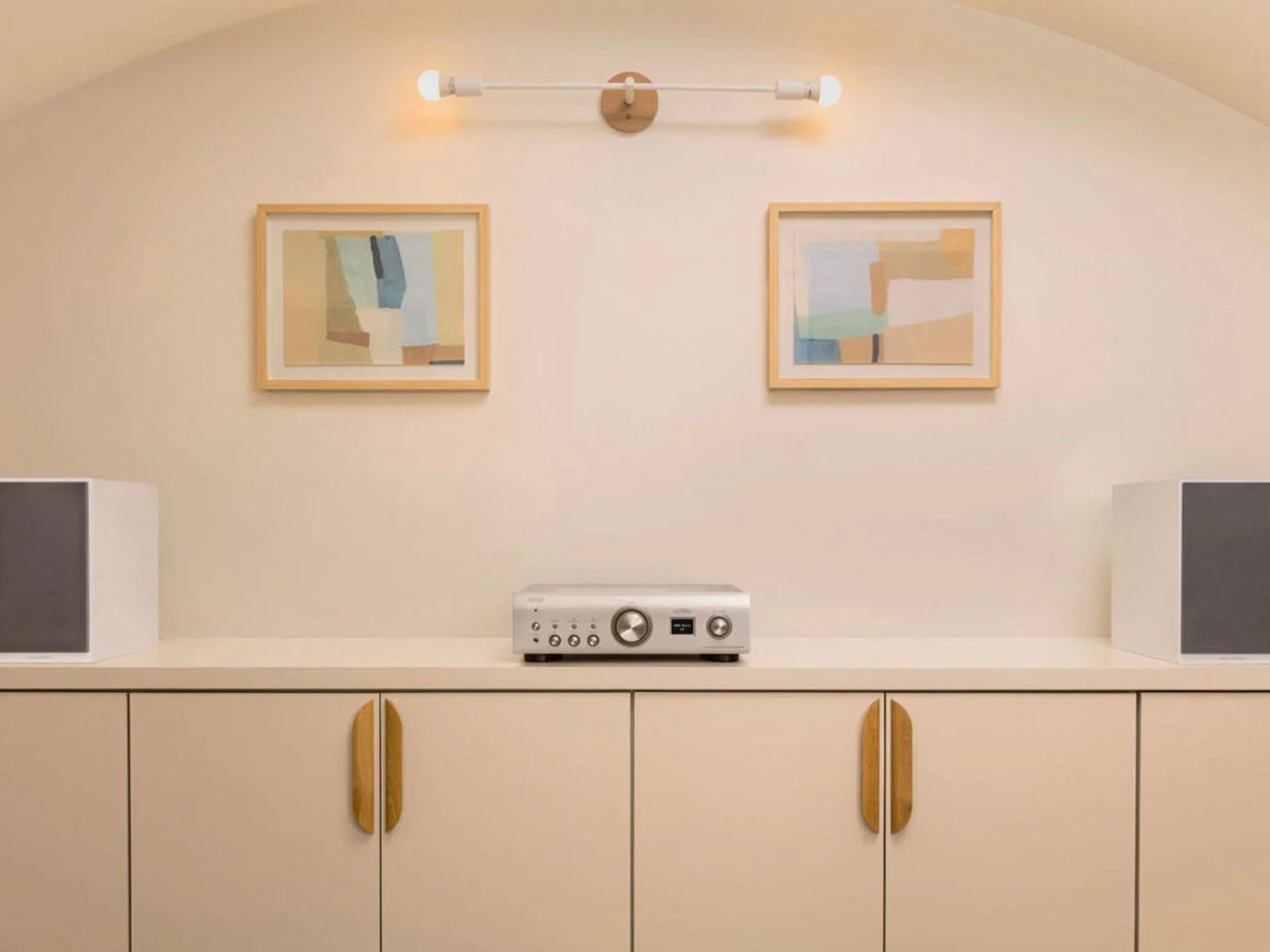 DENON PMA-900HNE Silver Premium lifestye