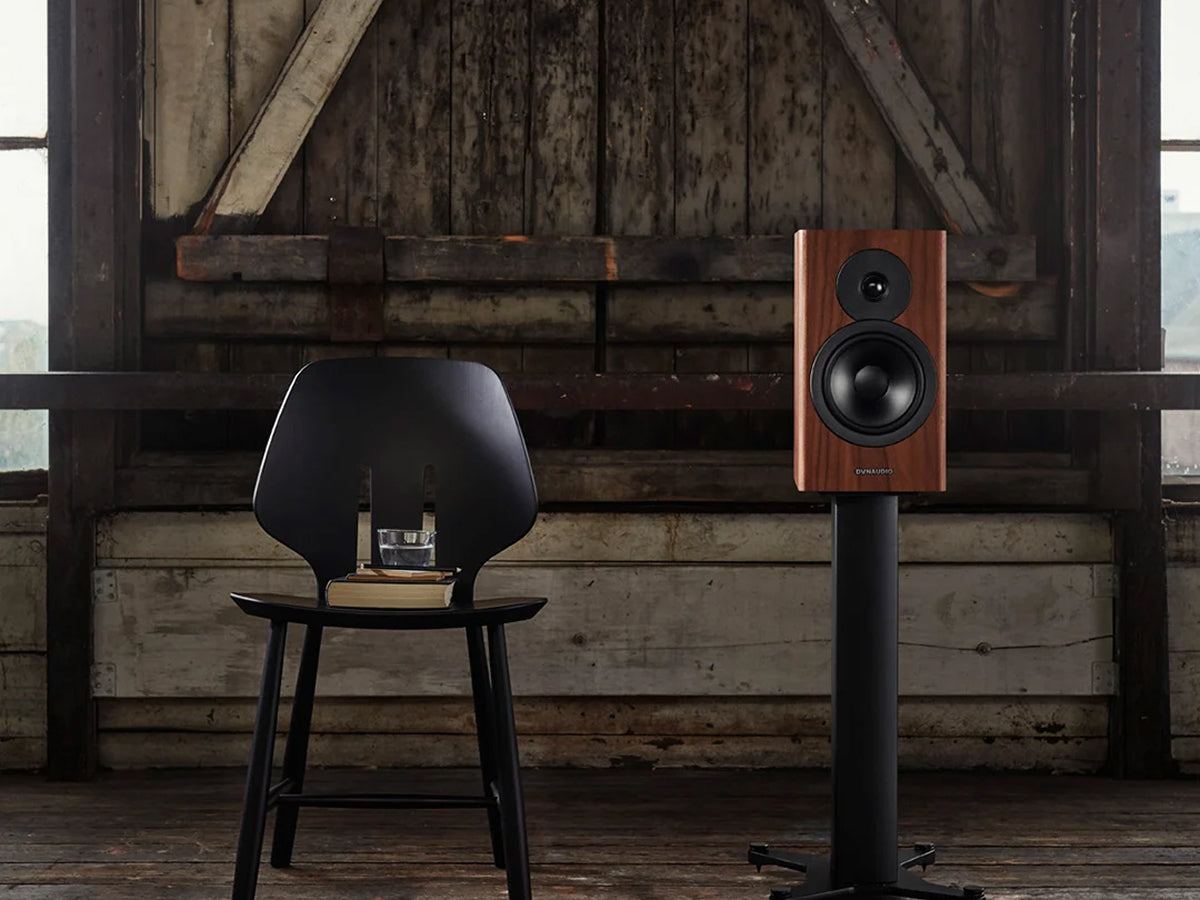 DYNAUDIO EVOKE 20 Noyer lifestyle