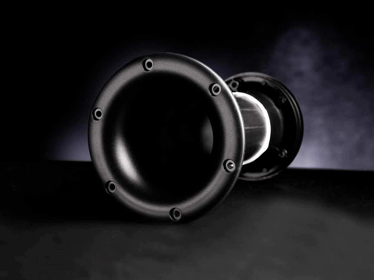 Dynaudio Legend (Event)