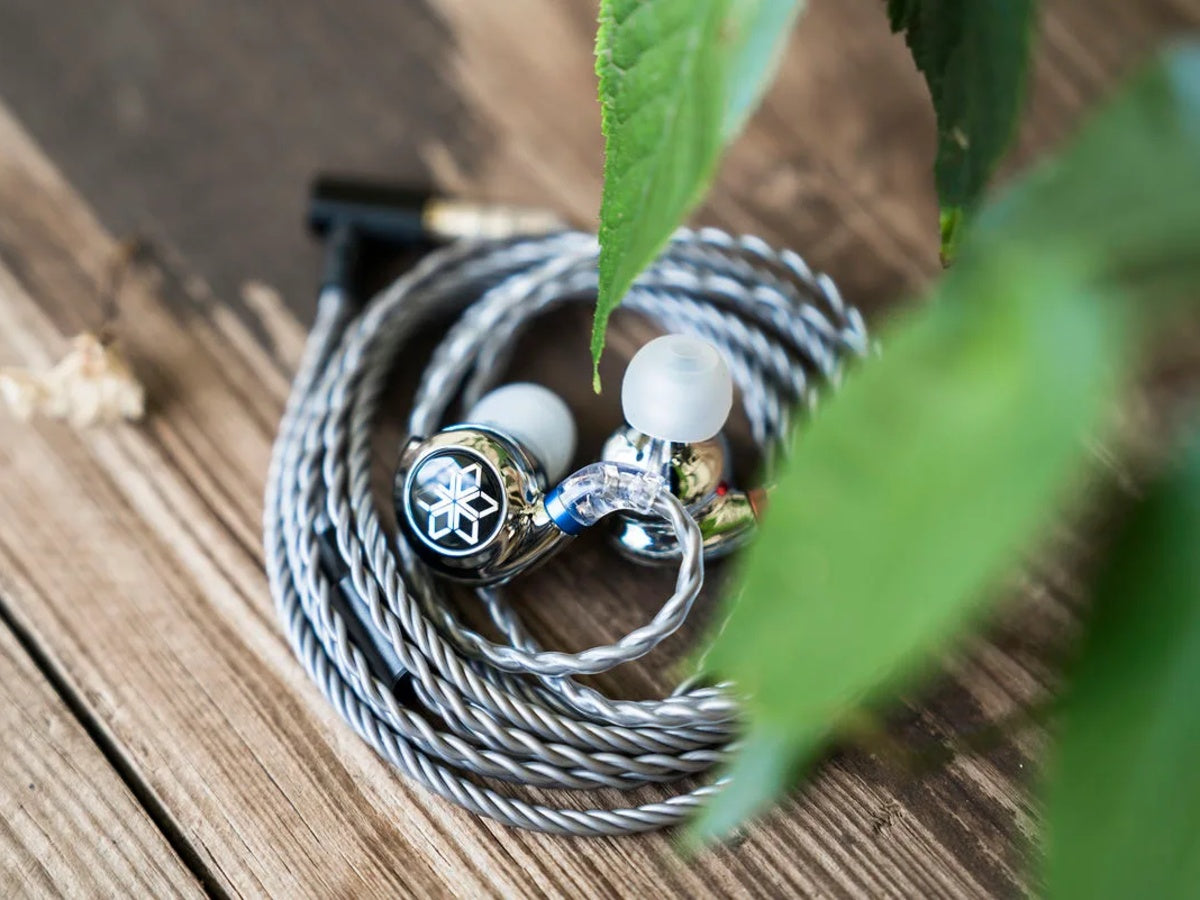 FIIO FH11