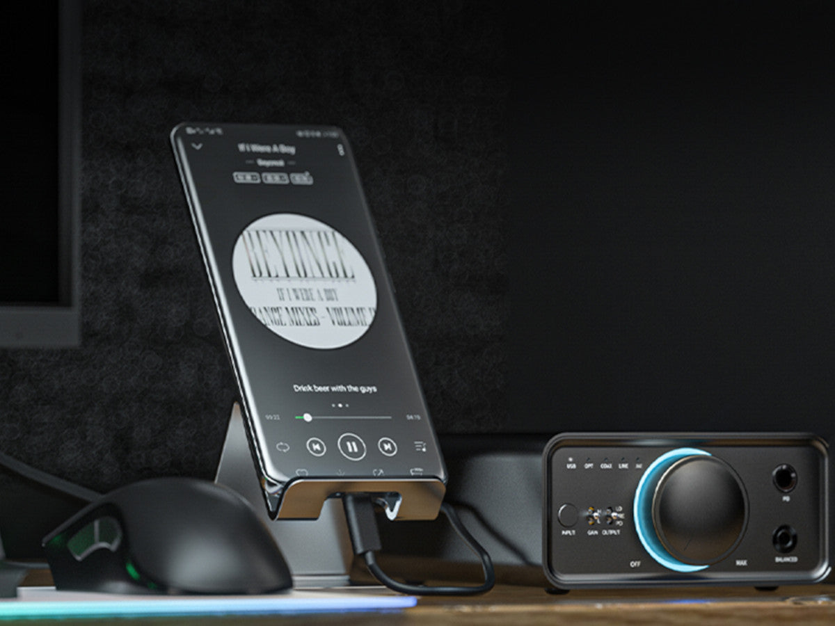 FiiO K7 BT lifestyle
