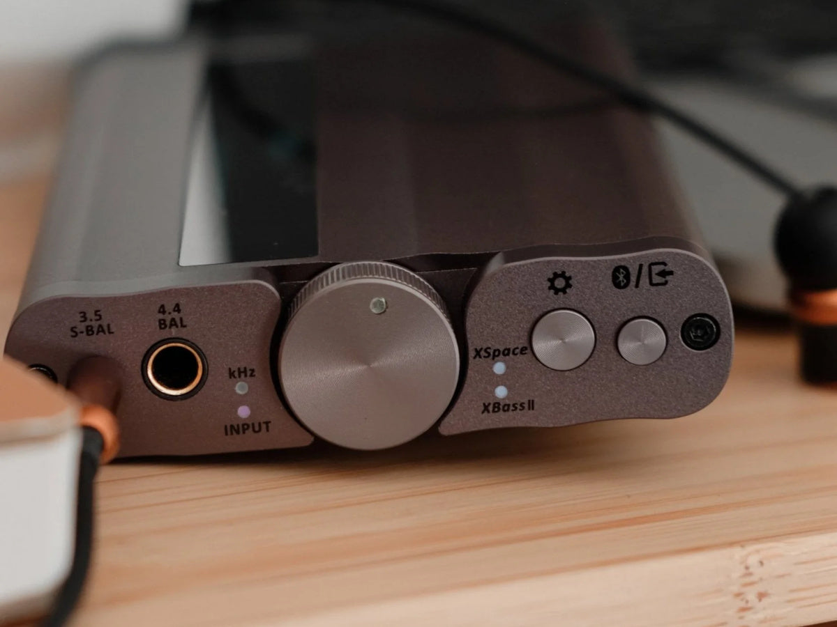 iFi Audio GRYPHON (lifestyle)
