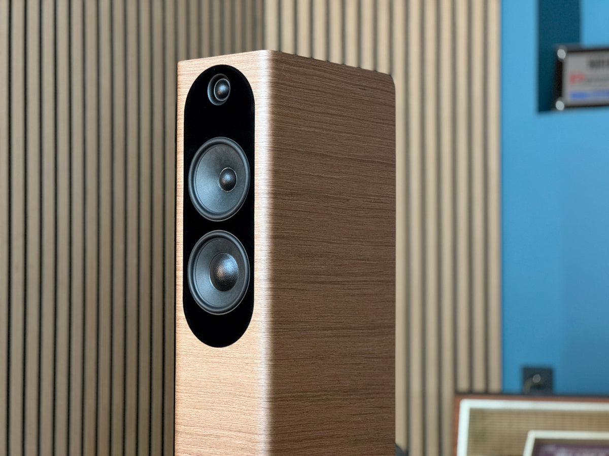 Jean-Marie Reynaud Lunna MKII Woodscore Noir Satiné lifestyle