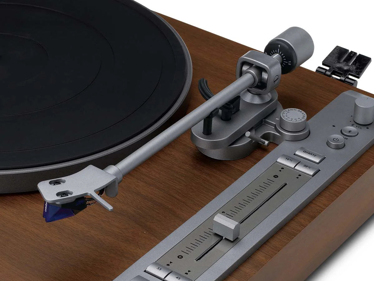  Lenco LBT-515WD Rosewood lifestyle 3