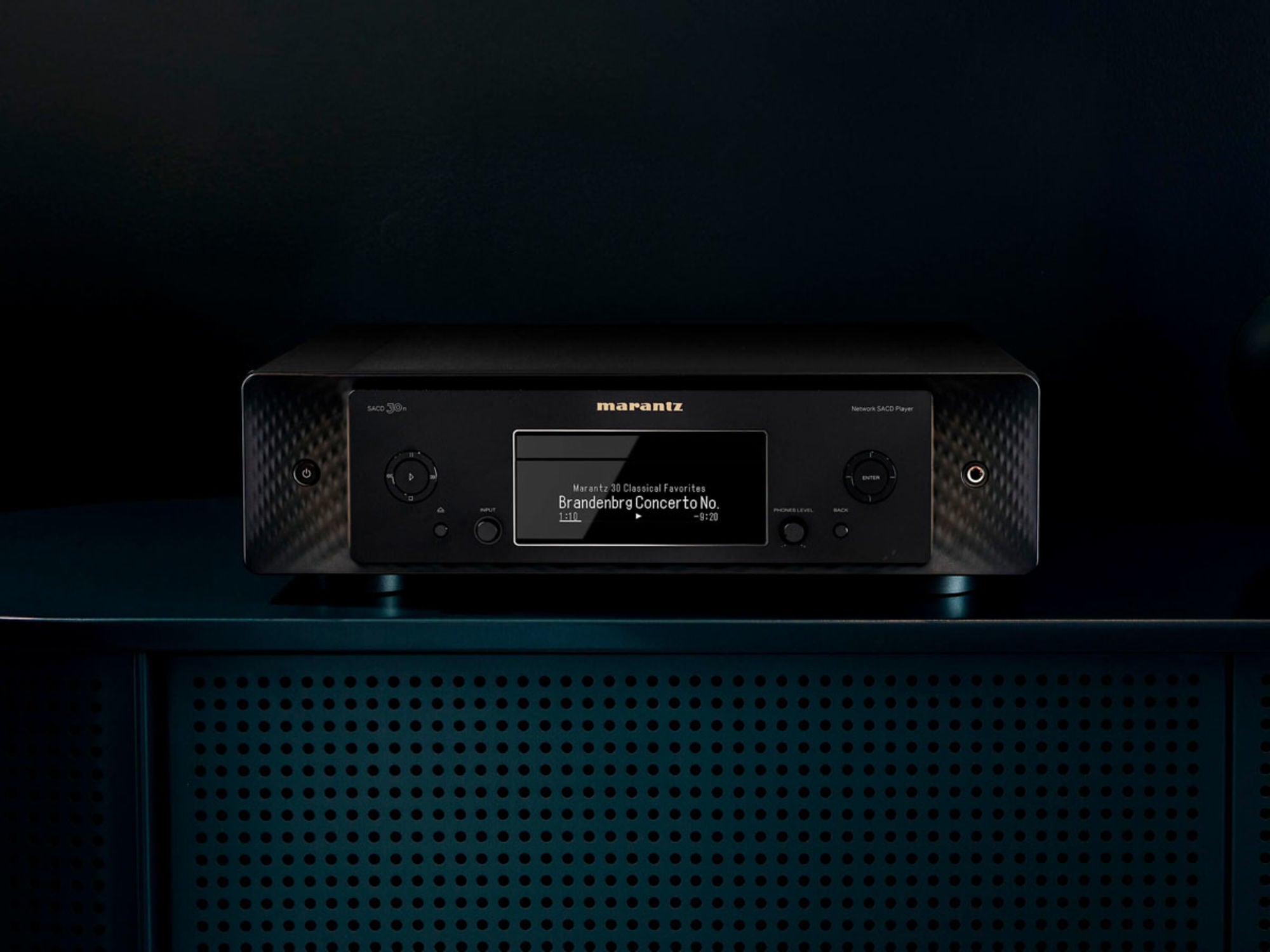 MARANTZ SACD 30n Black lifestyle