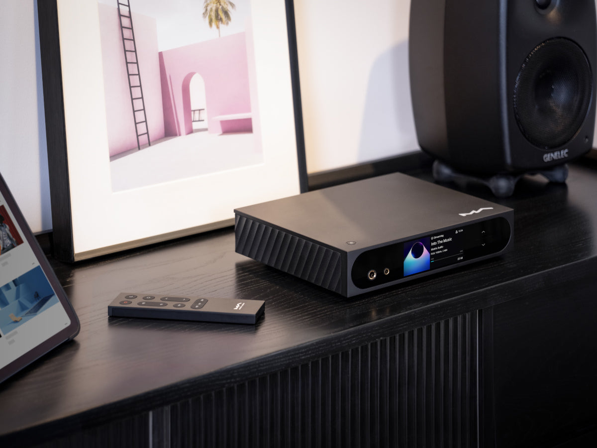 Matrix Audio Mini-i Pro 4 Noir lifestyle 2