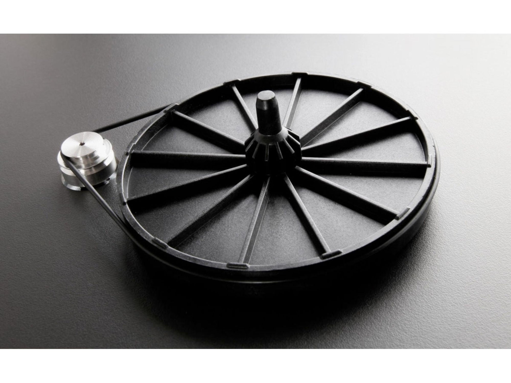 REGA PLANAR 1 détail entrainement