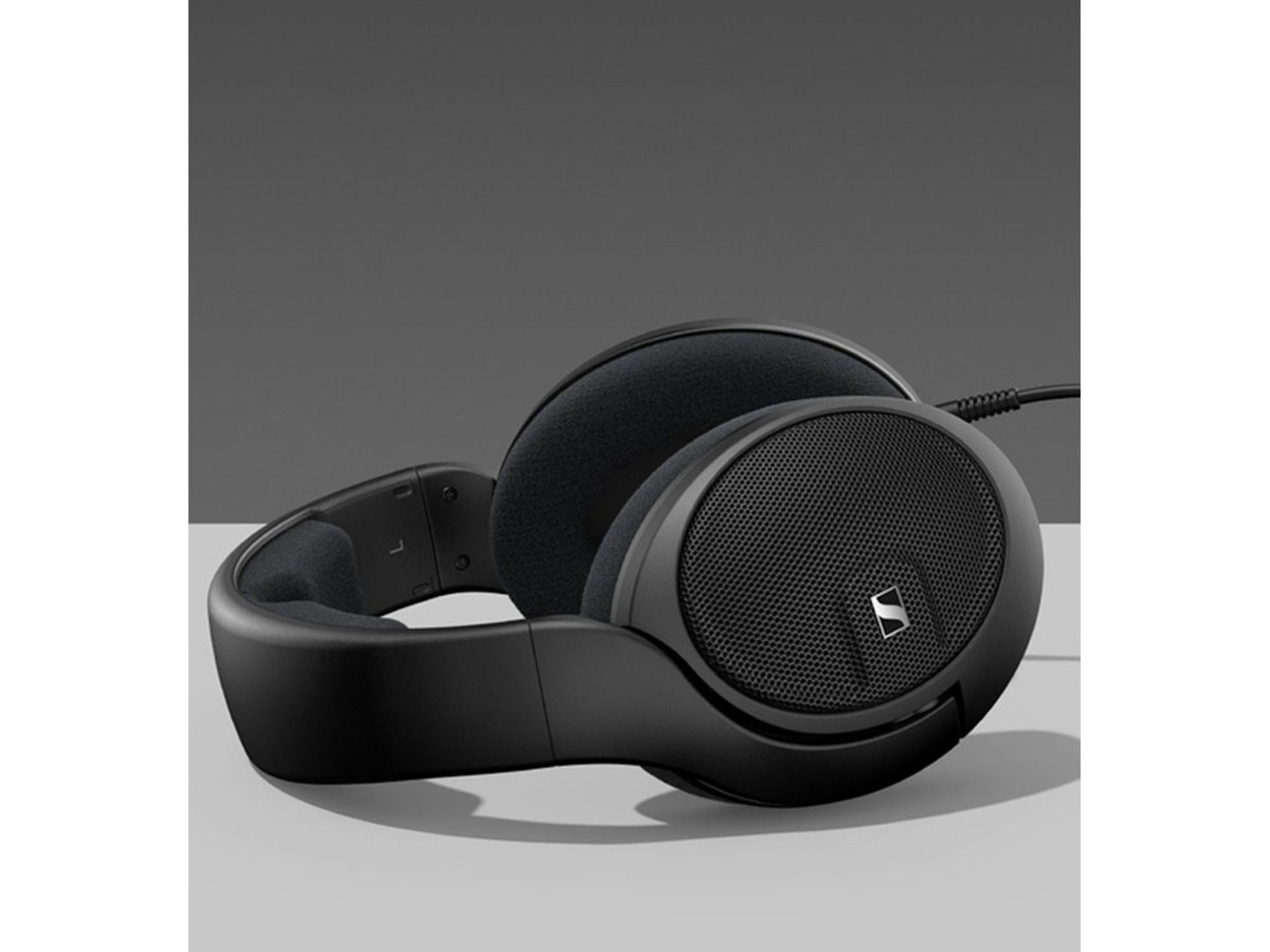 SENNHEISER HD 560S