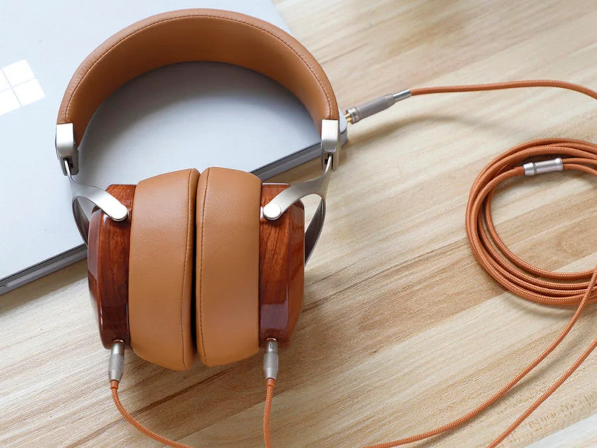 Sivga Robin Rosewood lifestyle