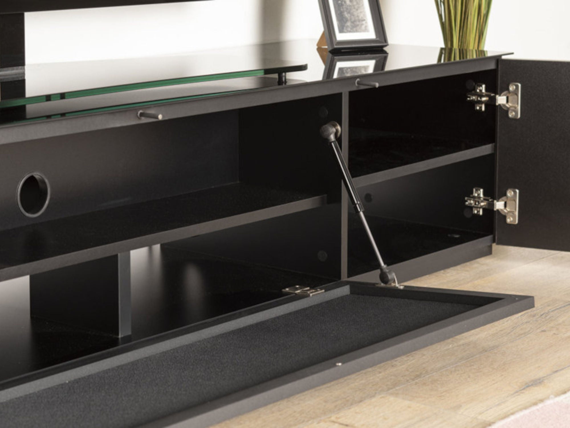 SONOROUS Studio STA200I Black lifestyle