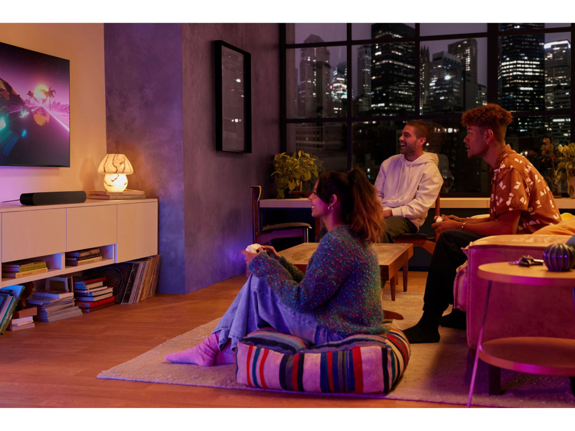 SONOS Ray Black lifestyle