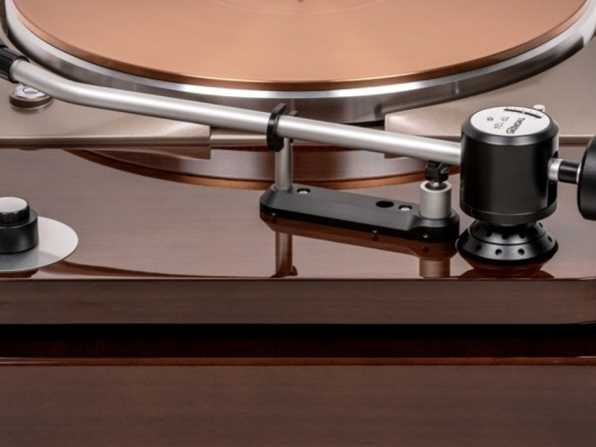 Thorens TD 124 DD Exclusive Noyer (détail)