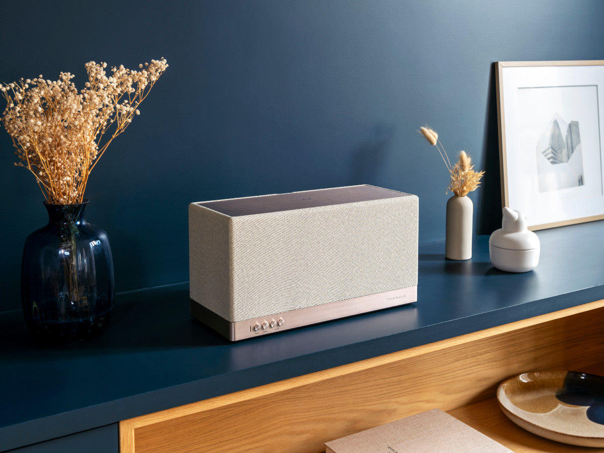 TRIANGLE AIO 3 Greige lifestyle