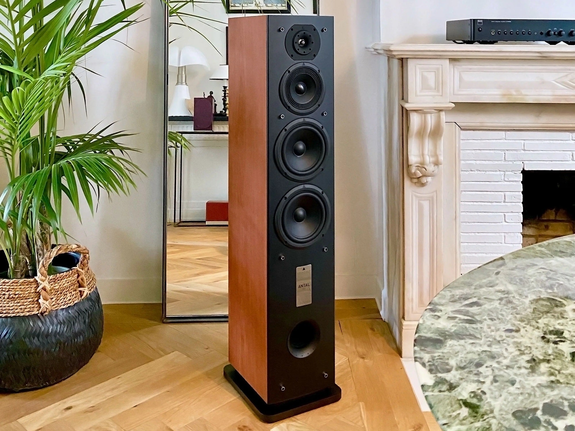 TRIANGLE ANTAL 902 (la paire)