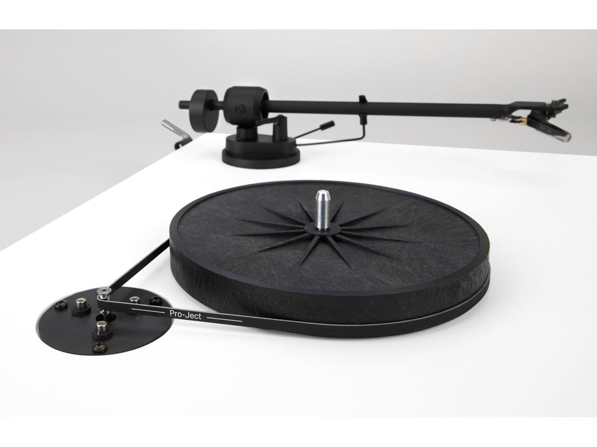 TRIANGLE Platine Vinyle Lunar 1 White détail courroie #TRIANGLE Platine Vinyle Lunar 1 (Couleur)_White